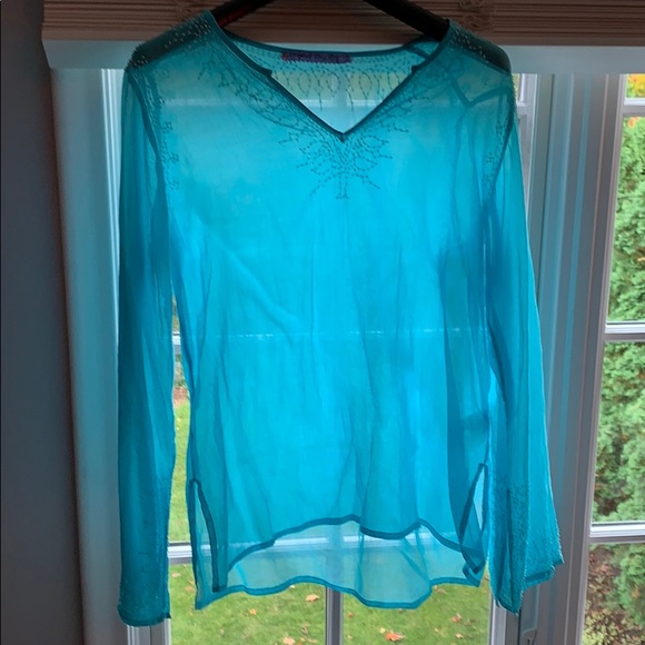 Margaret loves Pete blouse. Hand sewn sequins & bd - Picture 5 of 6